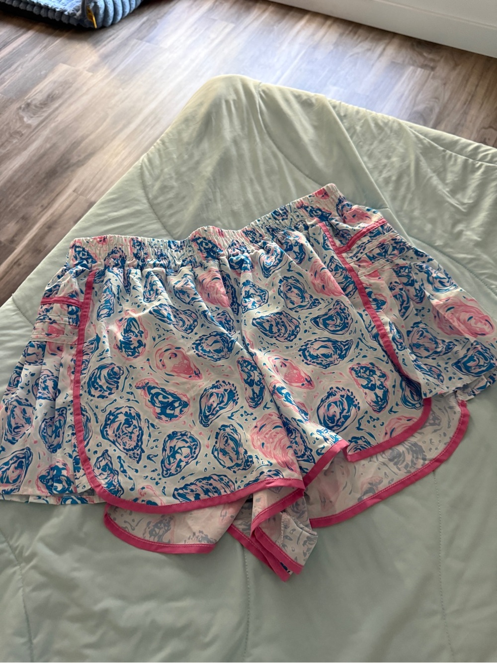 SIMPLY SOUTHERN CLASSIC PLEATED SHORTS